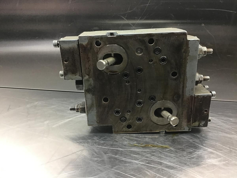 Liebherr Regulating Valve - Гидравлика: фото 2 Liebherr Regulating Valve - Гидравлика: фото 2