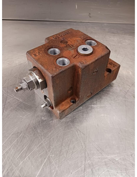 Liebherr Regulating Valve - Гидравлика: фото 2 Liebherr Regulating Valve - Гидравлика: фото 2