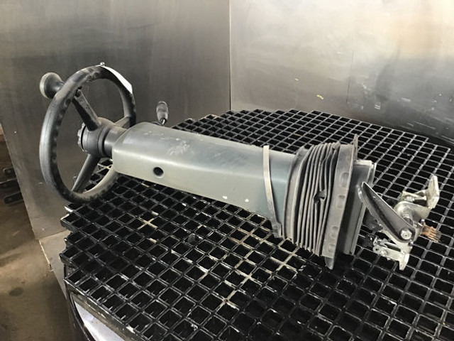 Liebherr Steering Column - Рулевая колонка: фото 1 Liebherr Steering Column - Рулевая колонка: фото 1