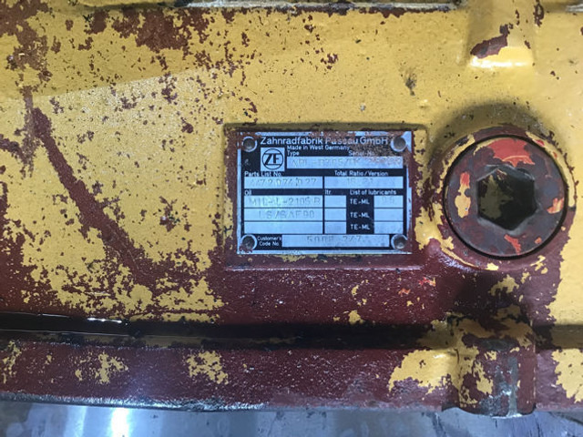 ZF Axle - Ось и запчасти: фото 4 ZF Axle - Ось и запчасти: фото 4