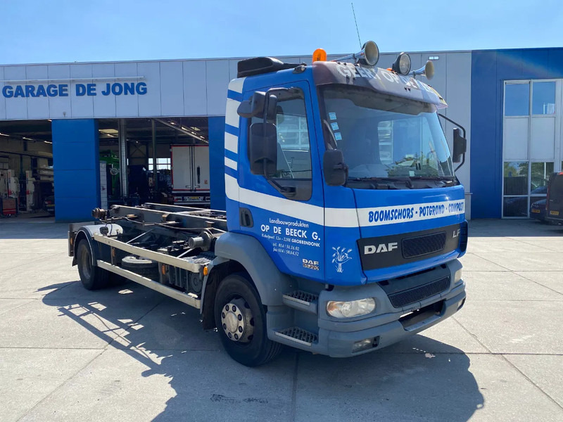 DAF LF 55.220 / Cable System / Manual / Euro 3 - Тросовый мультилифт: фото 3 DAF LF 55.220 / Cable System / Manual / Euro 3 - Тросовый мультилифт: фото 3
