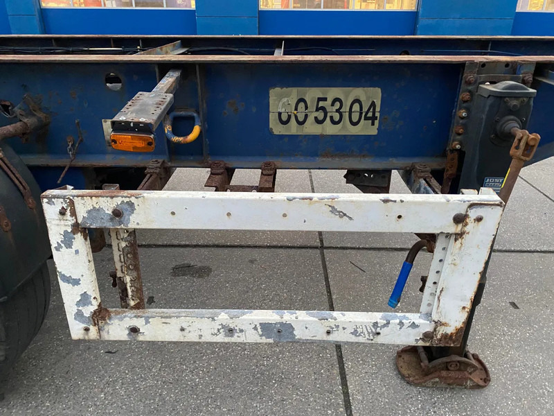 Полуприцеп-контейнеровоз/ Сменный кузов Krone SZF18 / 20 FT Container Chassis / SAF: фото 7