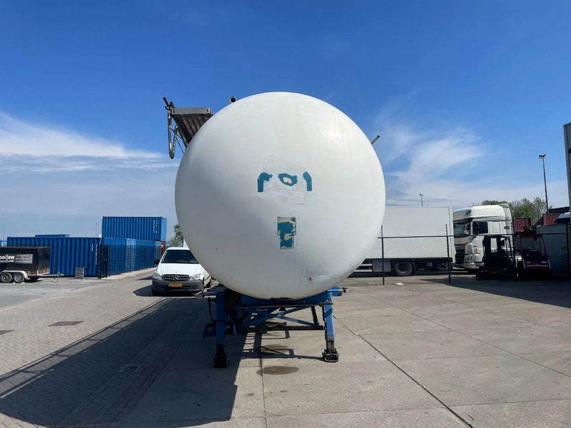 Van Hool Tank / For Parts / Inox / 3 compartments / ADR / 31500 LT - Полуприцеп-цистерна: фото 2 Van Hool Tank / For Parts / Inox / 3 compartments / ADR / 31500 LT - Полуприцеп-цистерна: фото 2