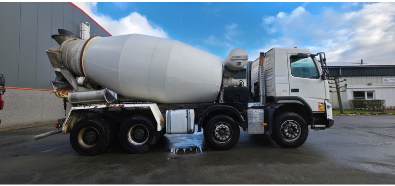 Volvo FMX 410 9m3 + LIEBHERR - Автобетоносмеситель: фото 4 Volvo FMX 410 9m3 + LIEBHERR - Автобетоносмеситель: фото 4