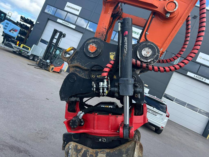 Гусеничный экскаватор Hitachi ZX 300 LC-6: фото 11 Гусеничный экскаватор Hitachi ZX 300 LC-6: фото 11