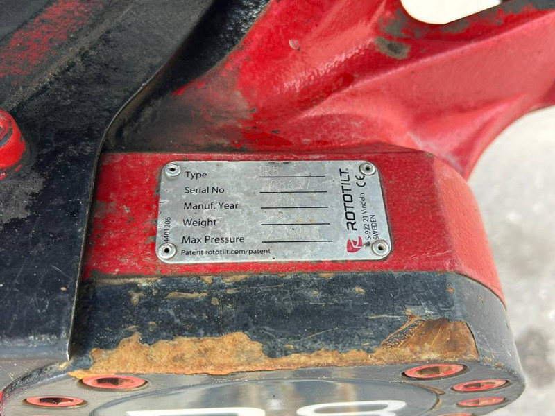 Гусеничный экскаватор Hitachi ZX 300 LC-6: фото 13 Гусеничный экскаватор Hitachi ZX 300 LC-6: фото 13