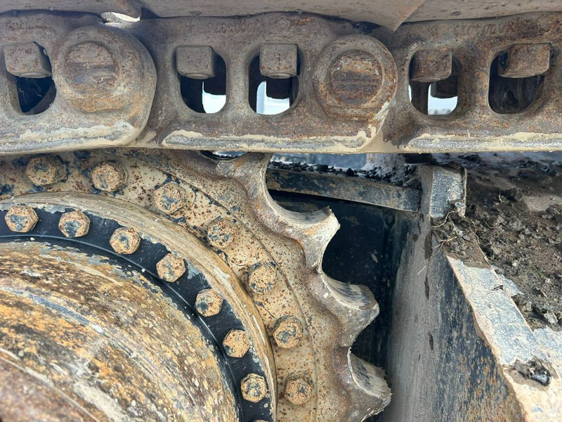 Гусеничный экскаватор Hitachi ZX 300 LC-6: фото 19 Гусеничный экскаватор Hitachi ZX 300 LC-6: фото 19