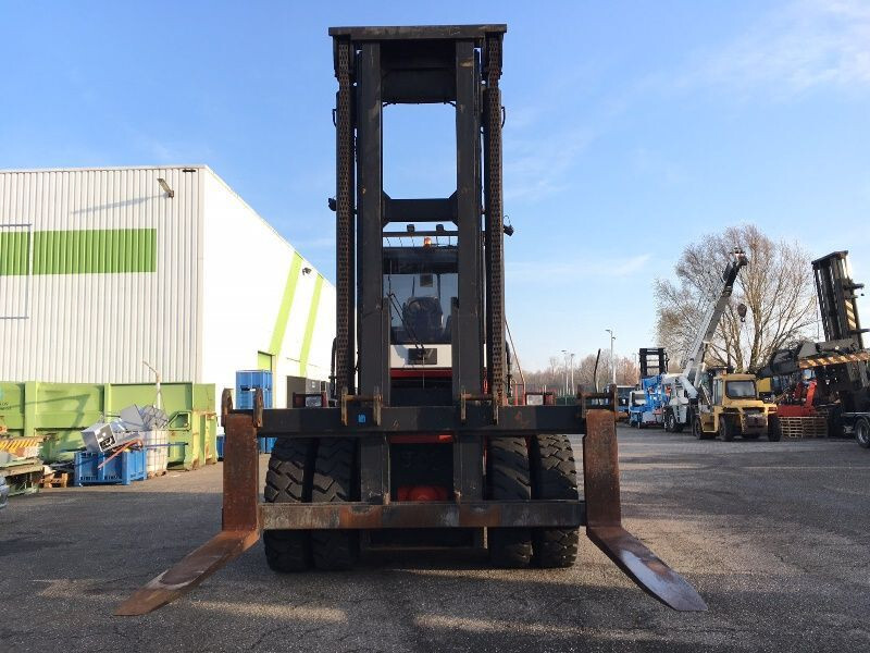 Fantuzzi FDC250 - Дизельный погрузчик: фото 5 Fantuzzi FDC250 - Дизельный погрузчик: фото 5