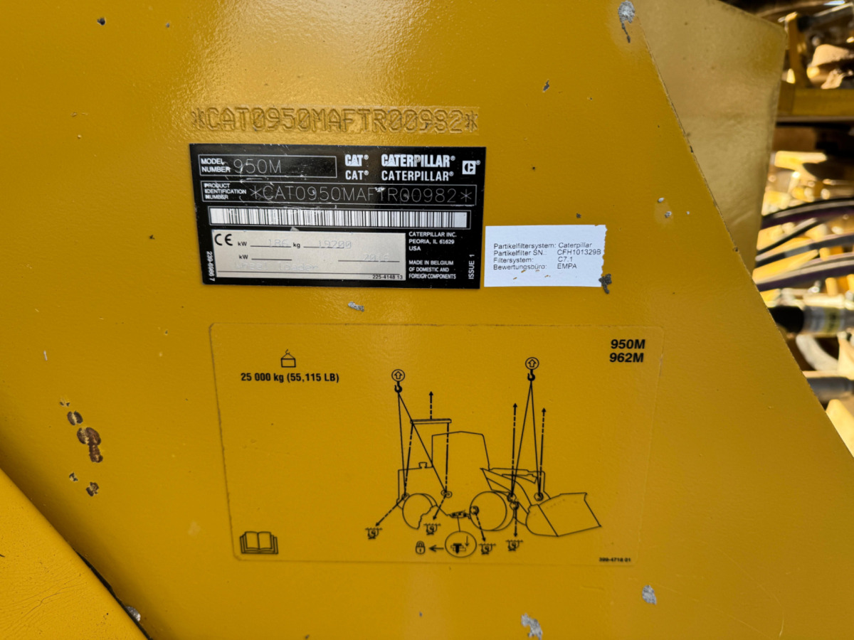 Колёсный погрузчик CATERPILLAR 950M: фото 12