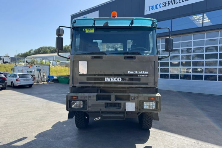 Iveco 260E44W 6x6 Hiab 26T - Крюковой мультилифт: фото 2 Iveco 260E44W 6x6 Hiab 26T - Крюковой мультилифт: фото 2