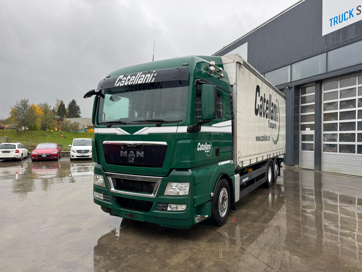 MAN TGX 26.480 6x2 - Тентованный грузовик: фото 1 MAN TGX 26.480 6x2 - Тентованный грузовик: фото 1