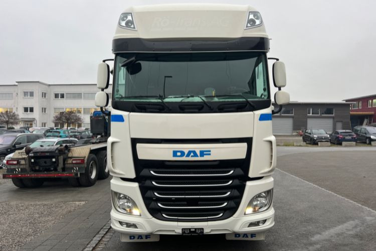 DAF XF460 SUPERSPACE - Тягач: фото 2 DAF XF460 SUPERSPACE - Тягач: фото 2