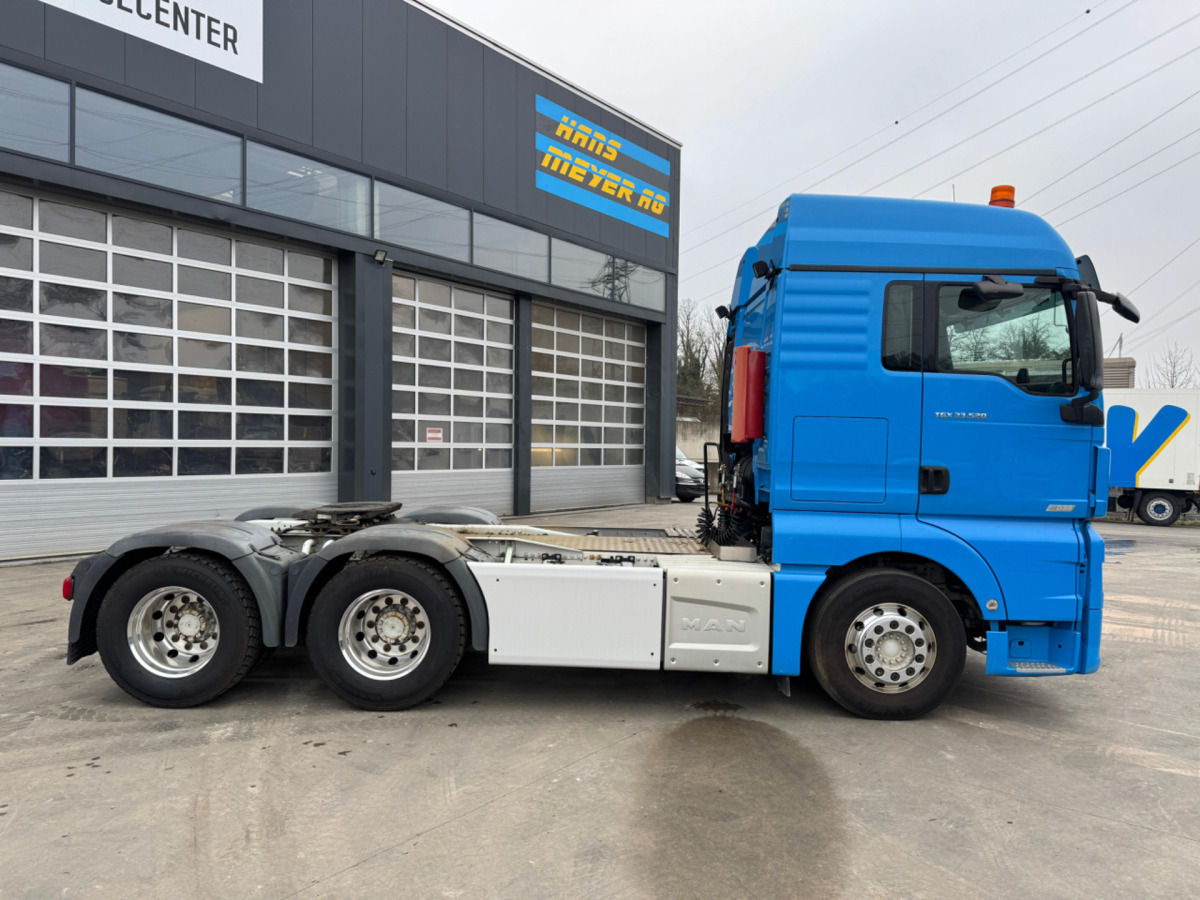 MAN TGX 33.520 6x4 - Тягач: фото 4 MAN TGX 33.520 6x4 - Тягач: фото 4