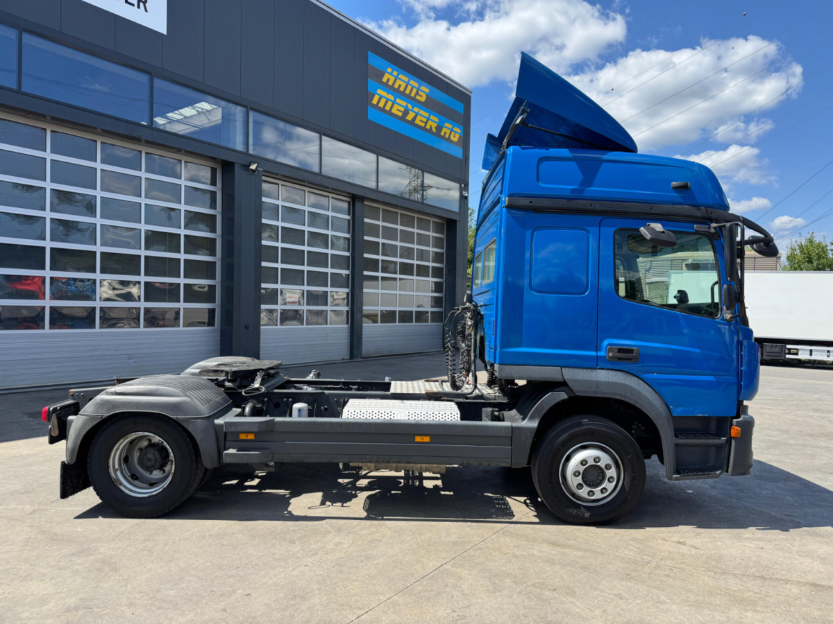 MERCEDES Atego 1330 4x2 - Тягач: фото 4 MERCEDES Atego 1330 4x2 - Тягач: фото 4