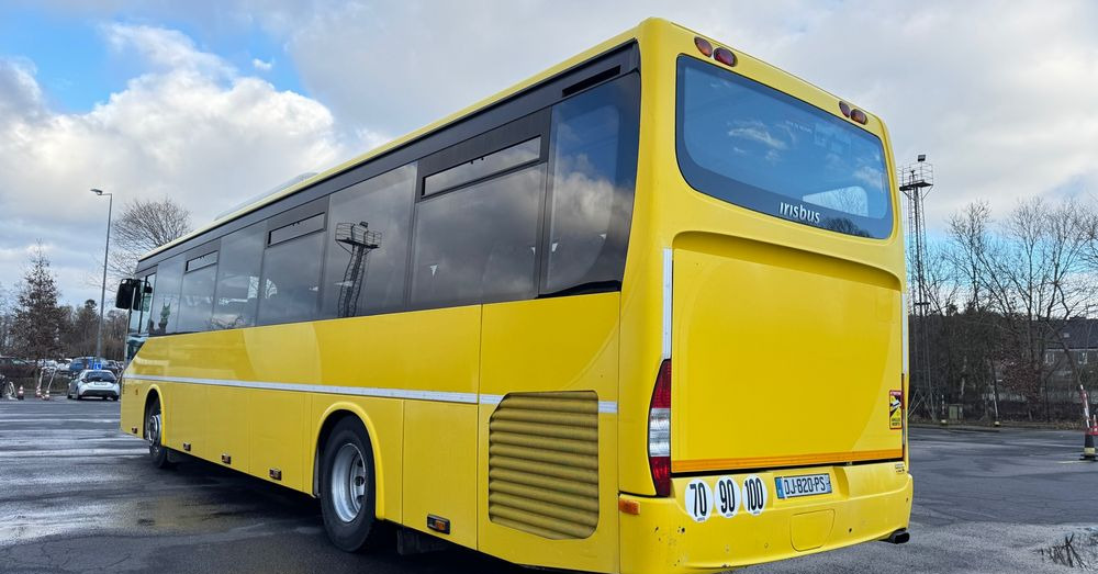 Irisbus Recreo Crosway / KLIMATYZACJA/ 59+1 miejsc/ tector / CENA: 78000zł netto - Пригородный автобус: фото 2 Irisbus Recreo Crosway / KLIMATYZACJA/ 59+1 miejsc/ tector / CENA: 78000zł netto - Пригородный автобус: фото 2