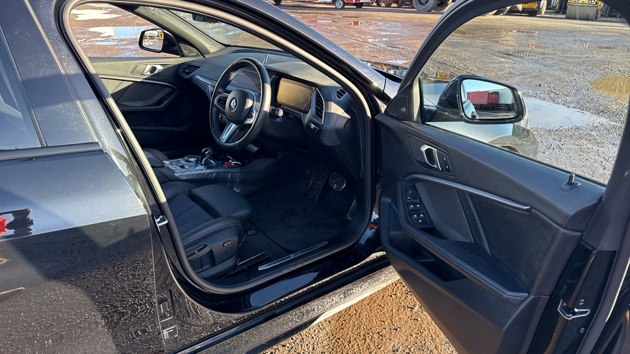 BMW 1 Series 118i M Sport - Хэтчбек: фото 5 BMW 1 Series 118i M Sport - Хэтчбек: фото 5