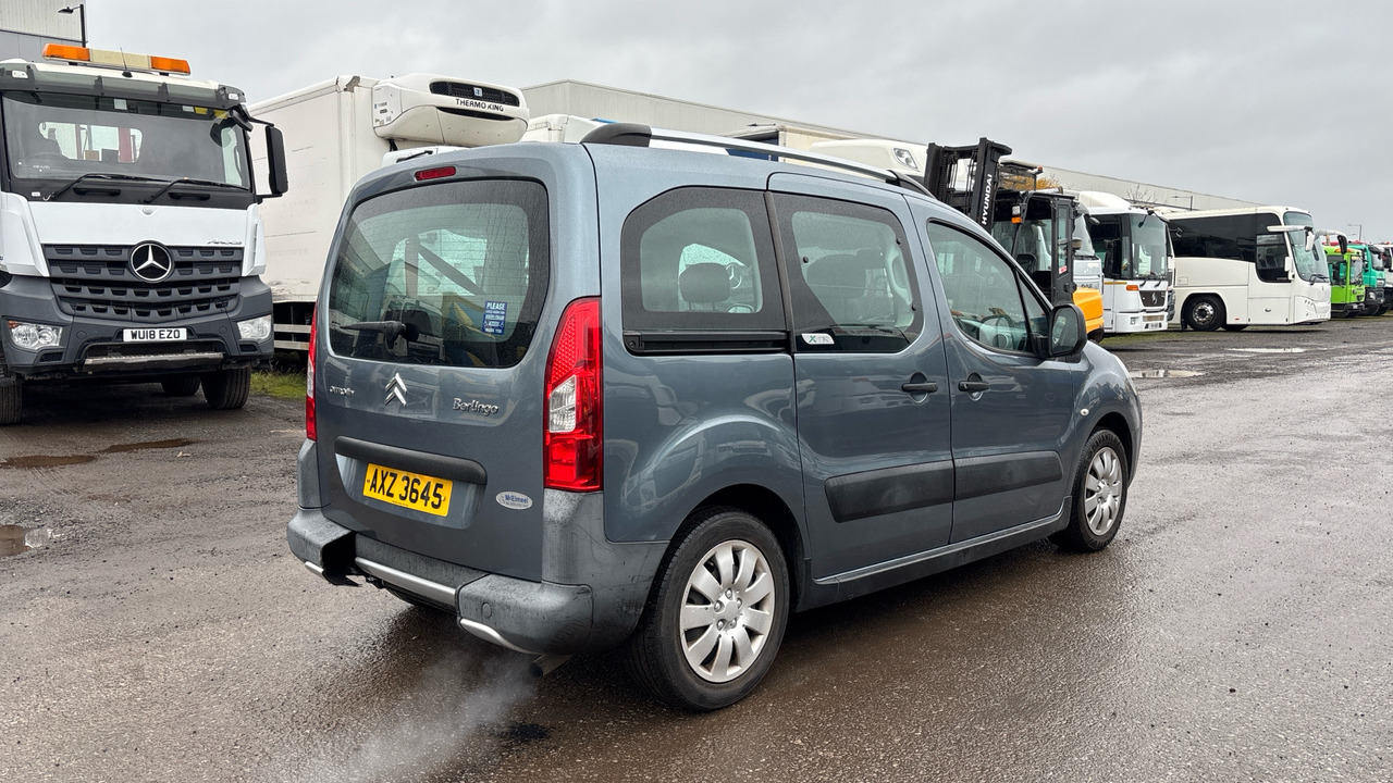 CITROEN BERLINGO MULTISPACE 1.6 HDI 90PS XTR - Легковой автомобиль: фото 4 CITROEN BERLINGO MULTISPACE 1.6 HDI 90PS XTR - Легковой автомобиль: фото 4