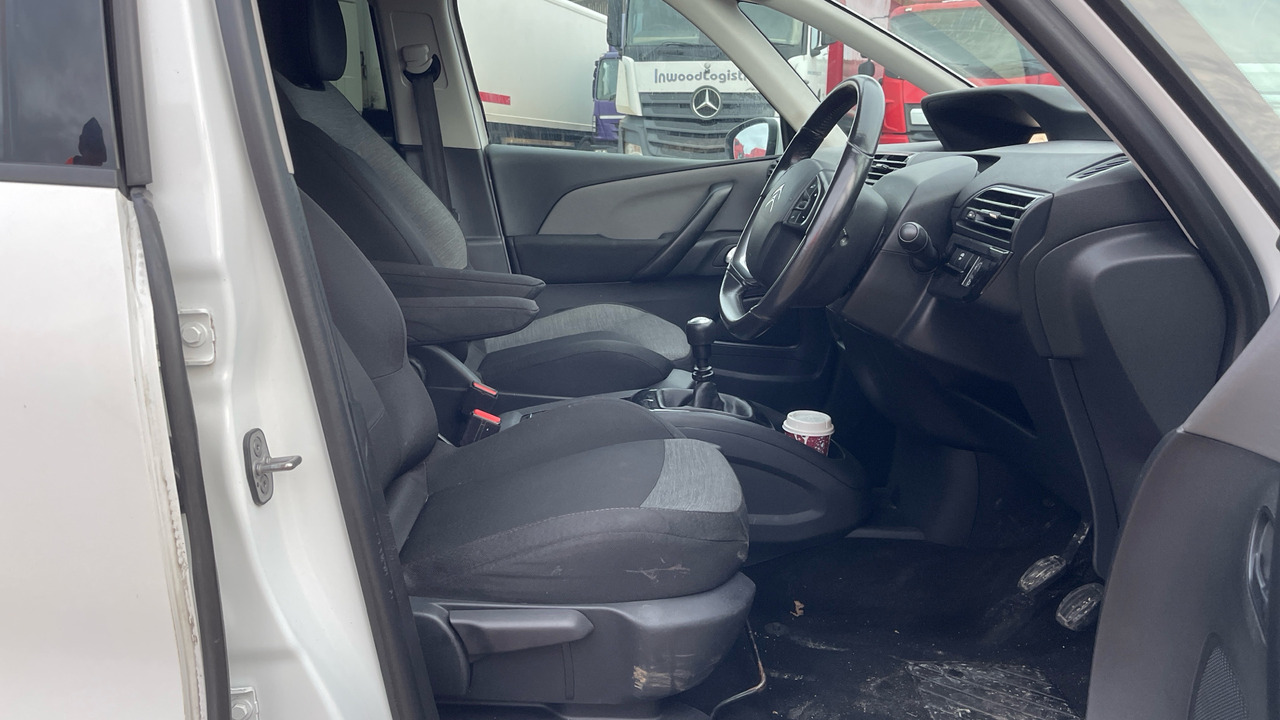 CITROEN GRAND C4 PICASSO 1.6 BLUE HDI 100PS - Легковой автомобиль: фото 5 CITROEN GRAND C4 PICASSO 1.6 BLUE HDI 100PS - Легковой автомобиль: фото 5