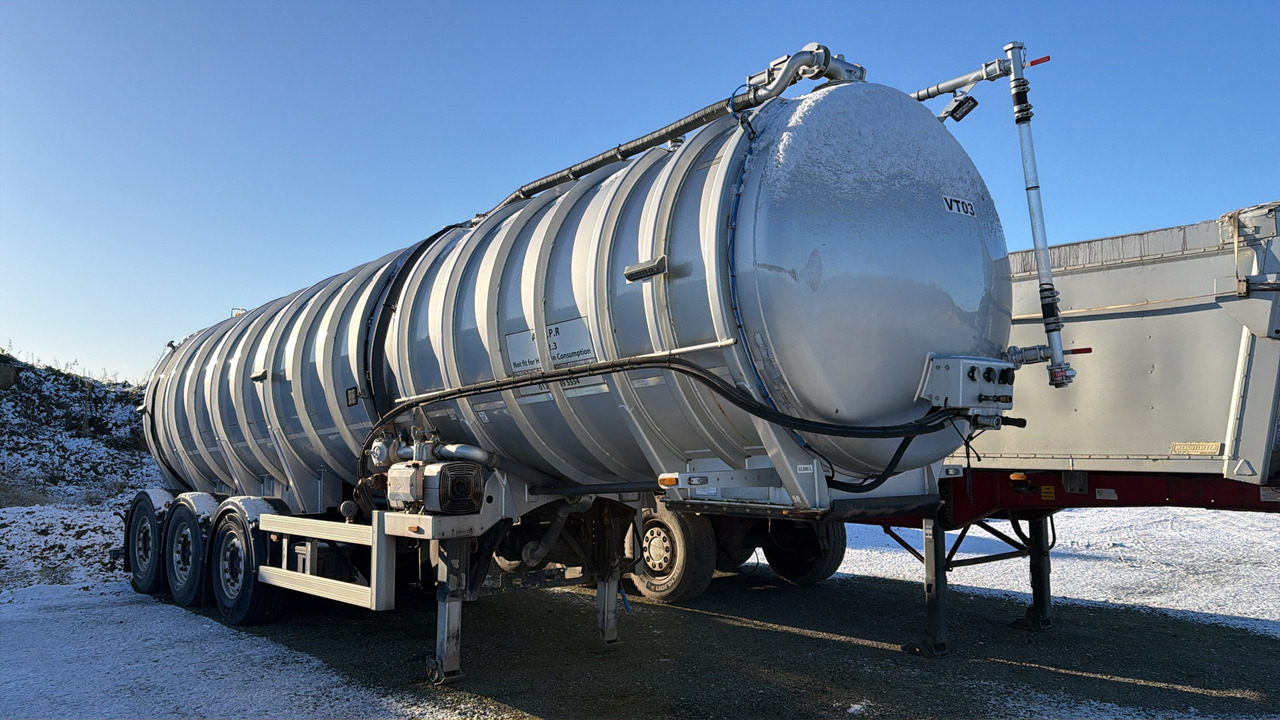 CROSSLAND VACUUM TANKER - Ассенизатор: фото 1 CROSSLAND VACUUM TANKER - Ассенизатор: фото 1