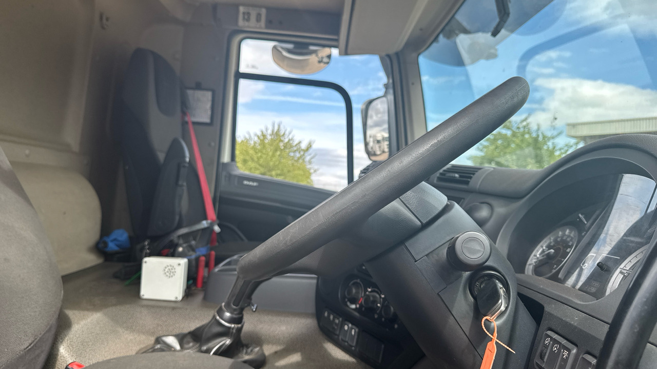 DAF CF 330 - Грузовик бортовой/ Платформа, Автоманипулятор: фото 5 DAF CF 330 - Грузовик бортовой/ Платформа, Автоманипулятор: фото 5