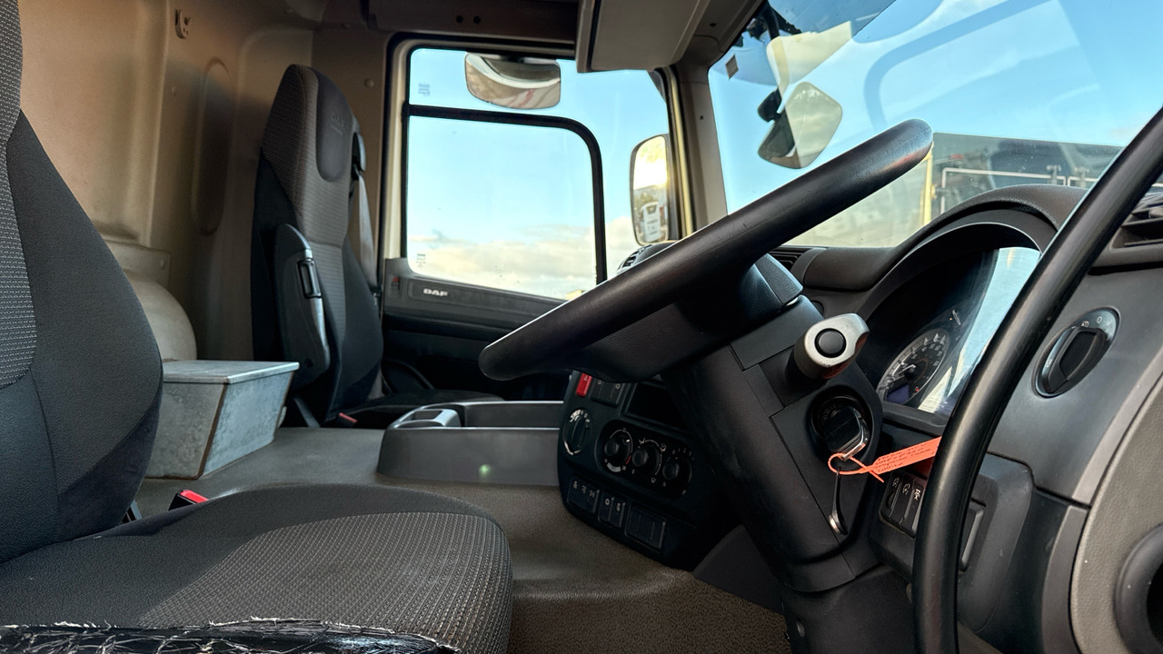 DAF CF 330 - Грузовик бортовой/ Платформа, Автоманипулятор: фото 5 DAF CF 330 - Грузовик бортовой/ Платформа, Автоманипулятор: фото 5