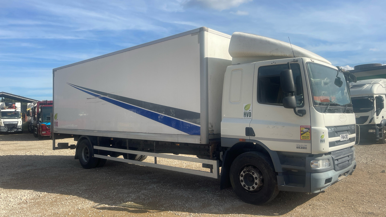 DAF CF 65.220 - Грузовик с закрытым кузовом: фото 1 DAF CF 65.220 - Грузовик с закрытым кузовом: фото 1