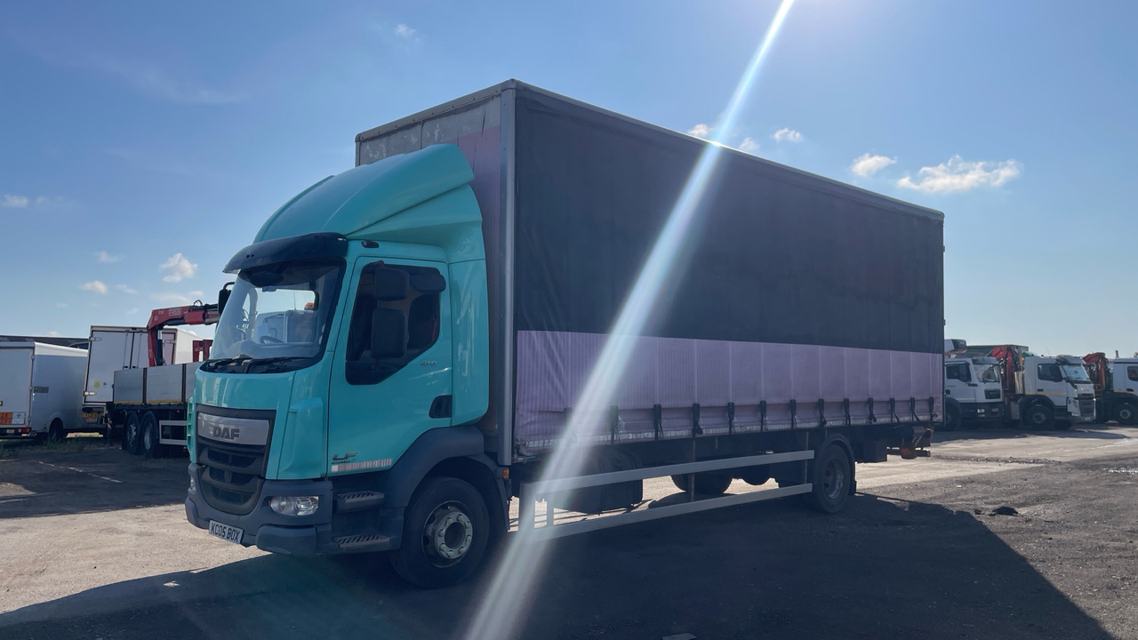 DAF LF 210 - Тентованный грузовик: фото 2 DAF LF 210 - Тентованный грузовик: фото 2