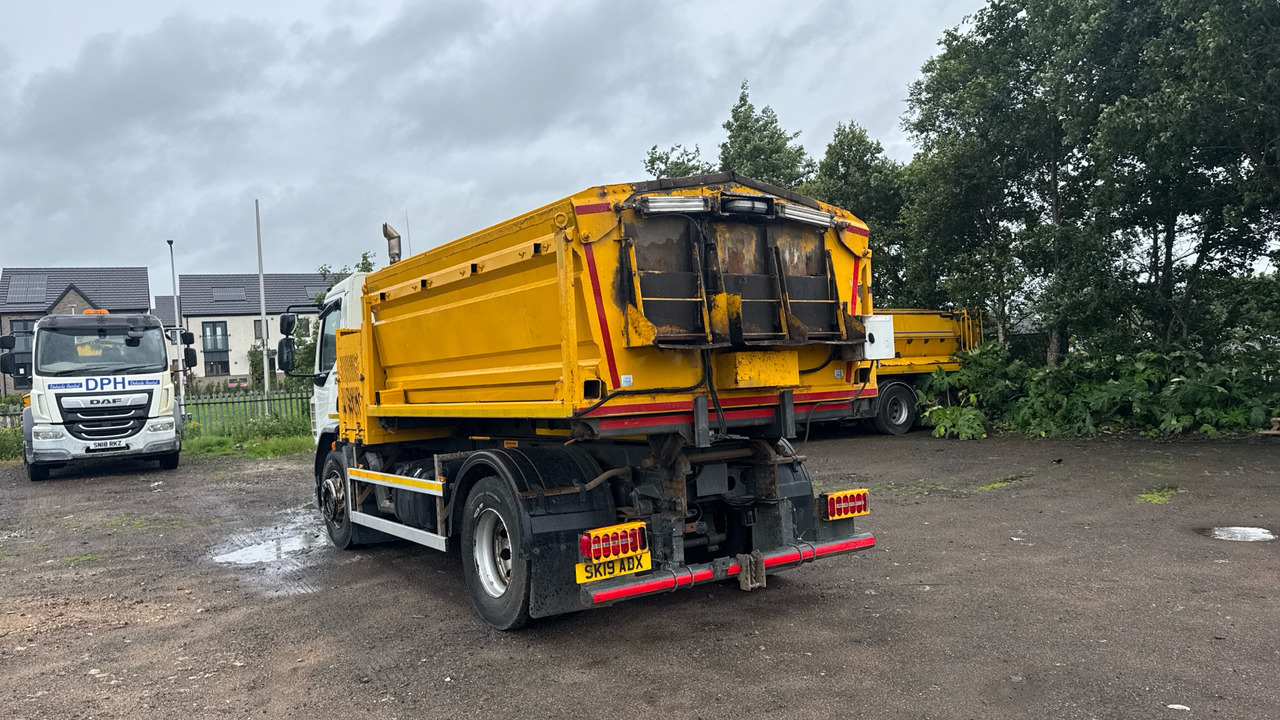 DAF LF 280 - Асфальтоукладочная техника: фото 3 DAF LF 280 - Асфальтоукладочная техника: фото 3