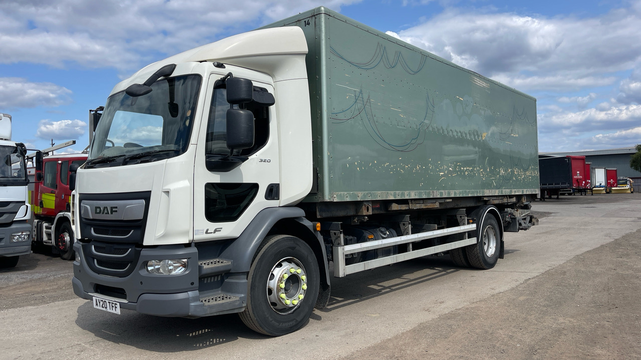 DAF LF 320 - Грузовик с закрытым кузовом: фото 2 DAF LF 320 - Грузовик с закрытым кузовом: фото 2