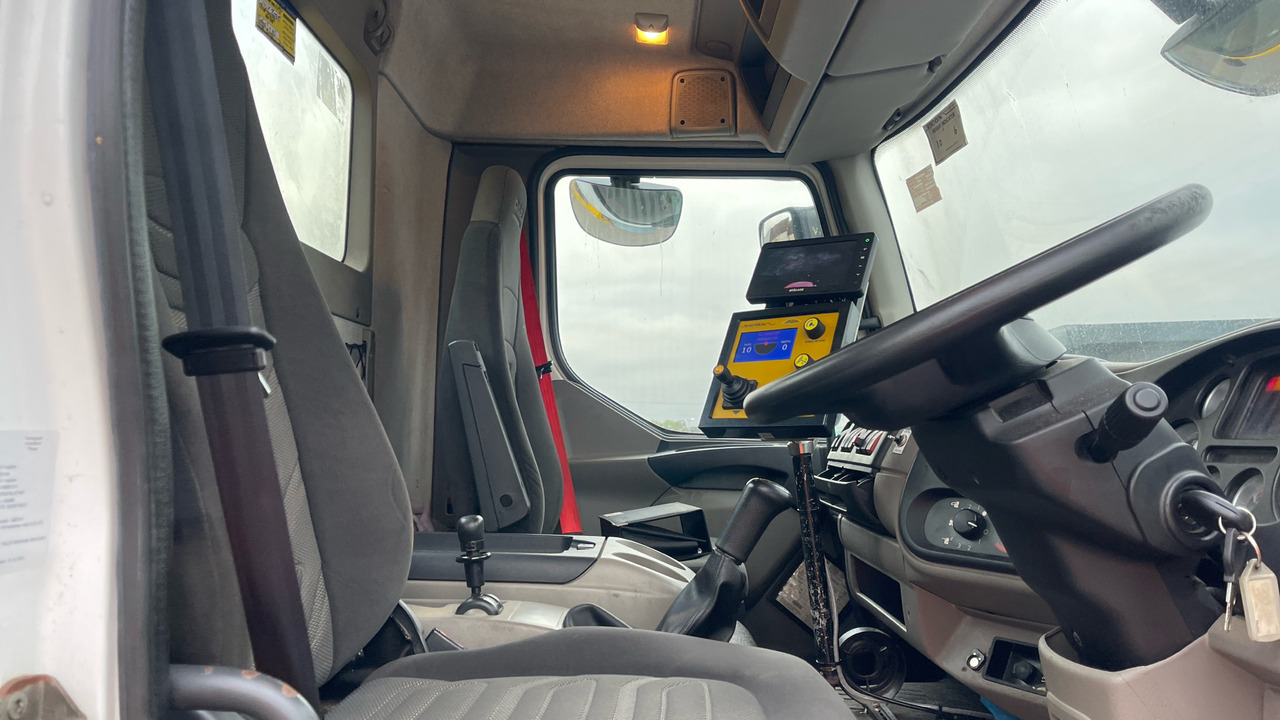 DAF LF 55.220 - Снегоуборочная машина: фото 5 DAF LF 55.220 - Снегоуборочная машина: фото 5
