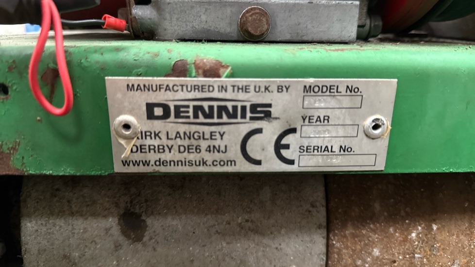DENNIS FT20 PEDESDTRIAN CYLINDER MOWER, NO UNIT, GRASS BOX - Строительное оборудование: фото 5 DENNIS FT20 PEDESDTRIAN CYLINDER MOWER, NO UNIT, GRASS BOX - Строительное оборудование: фото 5