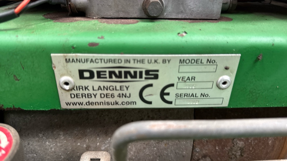 DENNIS FT510 PEDESTRIAN CYLINDER MOWER WITH 5K UNIT AND GRASS BOX - Строительное оборудование: фото 5 DENNIS FT510 PEDESTRIAN CYLINDER MOWER WITH 5K UNIT AND GRASS BOX - Строительное оборудование: фото 5