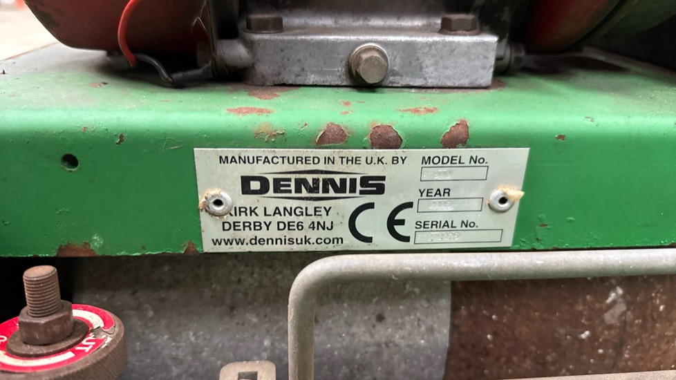 DENNIS FT510 PEDESTRIAN CYLINDER MOWER WITH 9K UNIT AND GRASS BOX - Строительное оборудование: фото 5 DENNIS FT510 PEDESTRIAN CYLINDER MOWER WITH 9K UNIT AND GRASS BOX - Строительное оборудование: фото 5