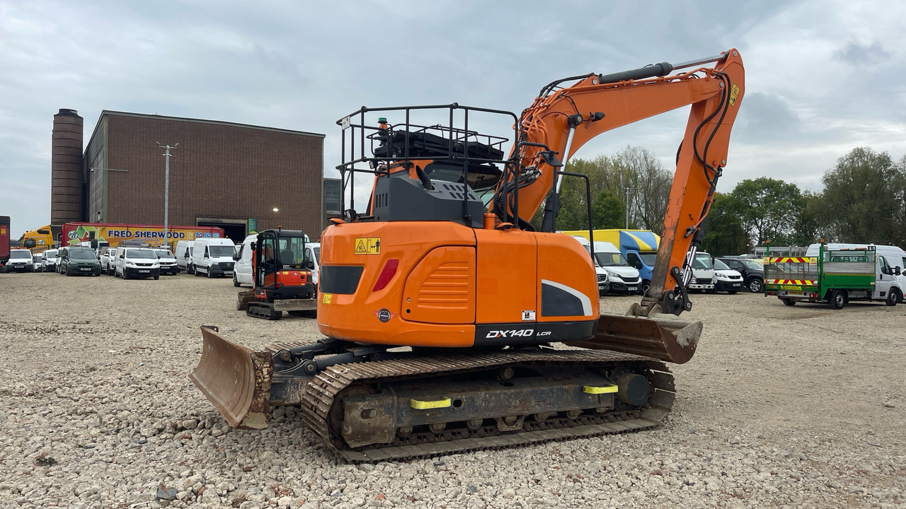 DOOSAN DX140LCR-5 - Гусеничный экскаватор: фото 4 DOOSAN DX140LCR-5 - Гусеничный экскаватор: фото 4