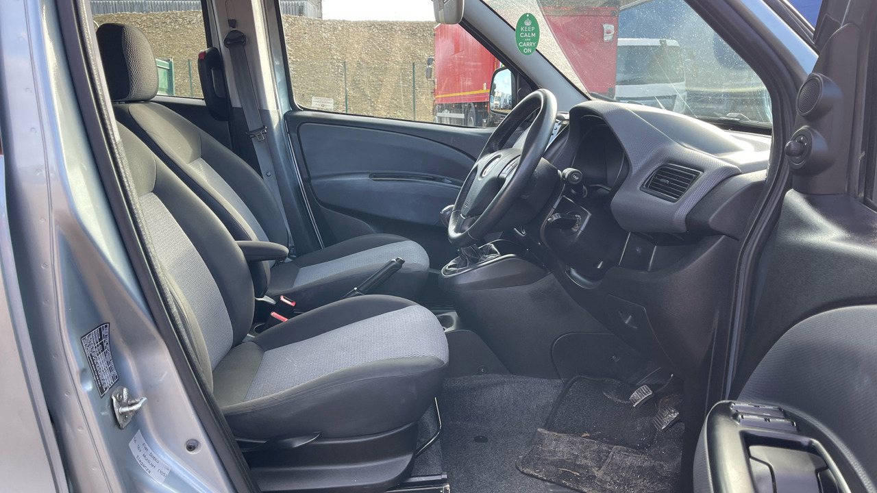 FIAT DOBLO 1.6 Multijet 105PS - Универсал: фото 5 FIAT DOBLO 1.6 Multijet 105PS - Универсал: фото 5