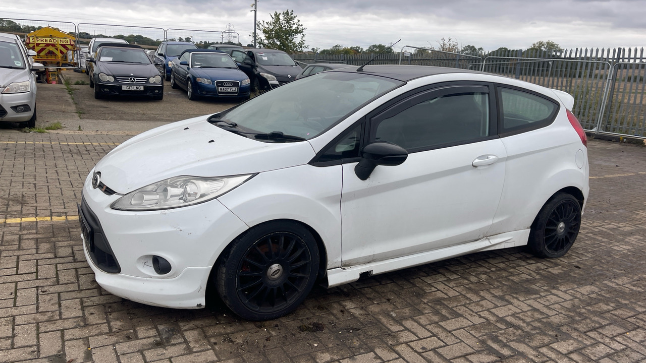 FORD FIESTA S 90 1.6 TDCI ZETEC - Хэтчбек: фото 2 FORD FIESTA S 90 1.6 TDCI ZETEC - Хэтчбек: фото 2