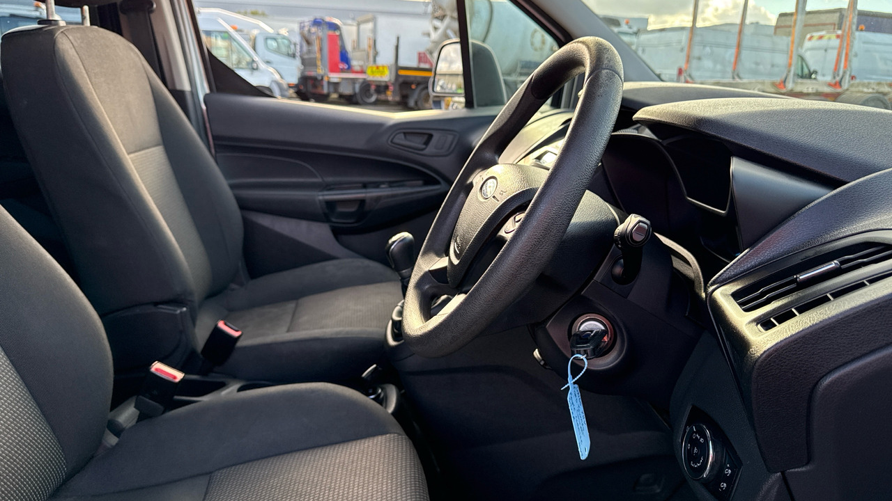 FORD GRAND TOURNEO CONNECT 1.5 TDCI - Легковой автомобиль: фото 5 FORD GRAND TOURNEO CONNECT 1.5 TDCI - Легковой автомобиль: фото 5