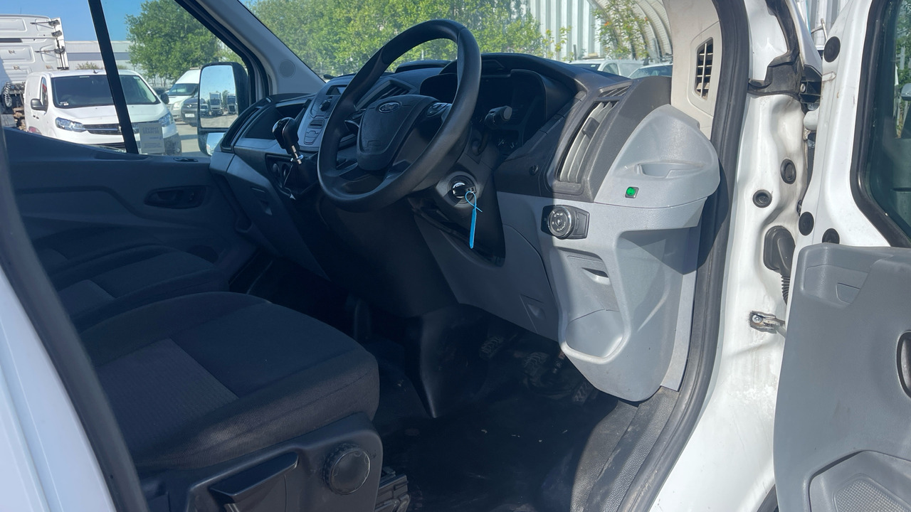 FORD TRANSIT 350 2.0 TDCi 105PS - Цельнометаллический фургон: фото 5 FORD TRANSIT 350 2.0 TDCi 105PS - Цельнометаллический фургон: фото 5