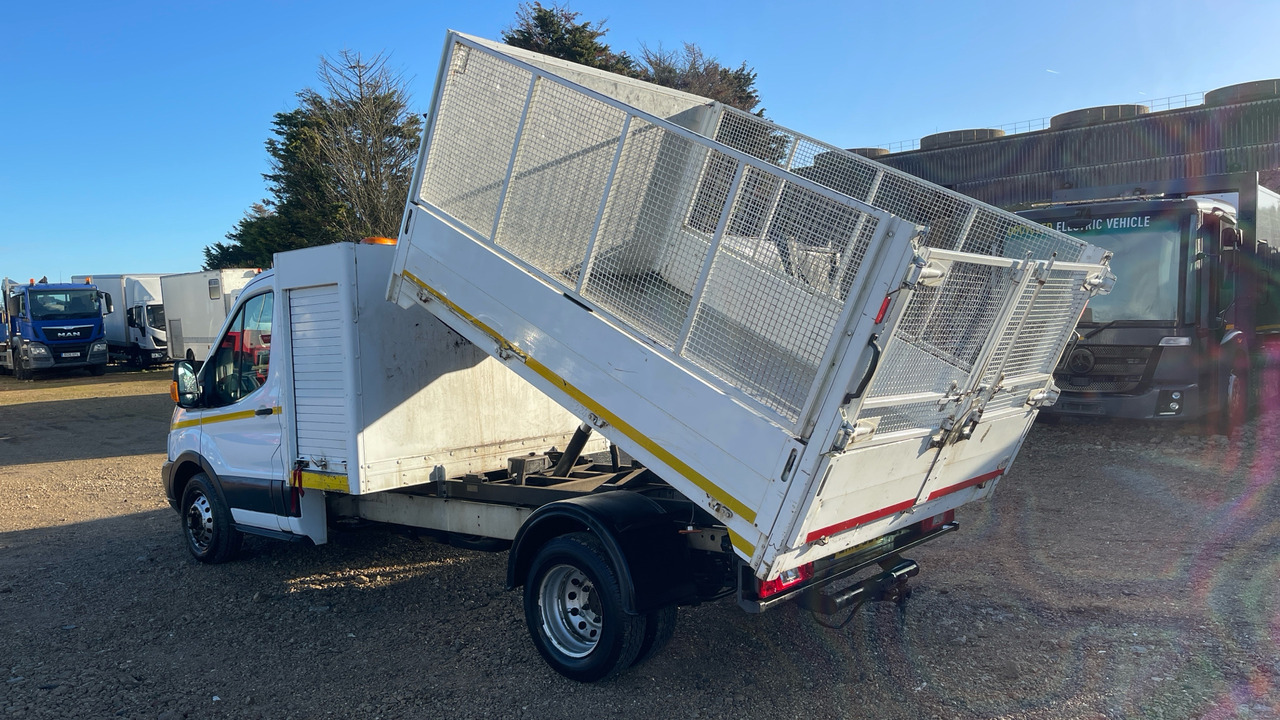 FORD TRANSIT 350 2.2 TDCi 125ps - Малотоннажный самосвал: фото 3 FORD TRANSIT 350 2.2 TDCi 125ps - Малотоннажный самосвал: фото 3