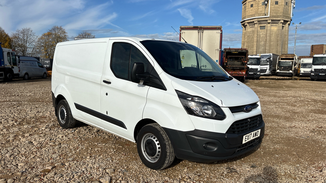FORD TRANSIT CUSTOM 270 2.0 TDCi 105ps Low Roof Van - Легковой фургон: фото 1 FORD TRANSIT CUSTOM 270 2.0 TDCi 105ps Low Roof Van - Легковой фургон: фото 1