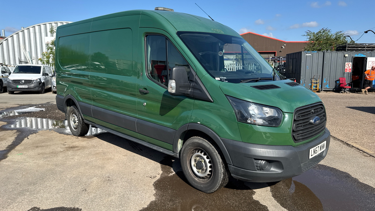 Ford Transit 350 2.0 TDCi 130PS - Цельнометаллический фургон: фото 1 Ford Transit 350 2.0 TDCi 130PS - Цельнометаллический фургон: фото 1