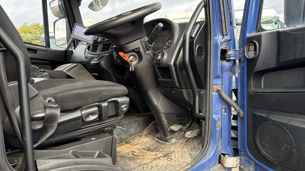 IVECO EUROCARGO 120-210 - Тентованный грузовик: фото 5 IVECO EUROCARGO 120-210 - Тентованный грузовик: фото 5