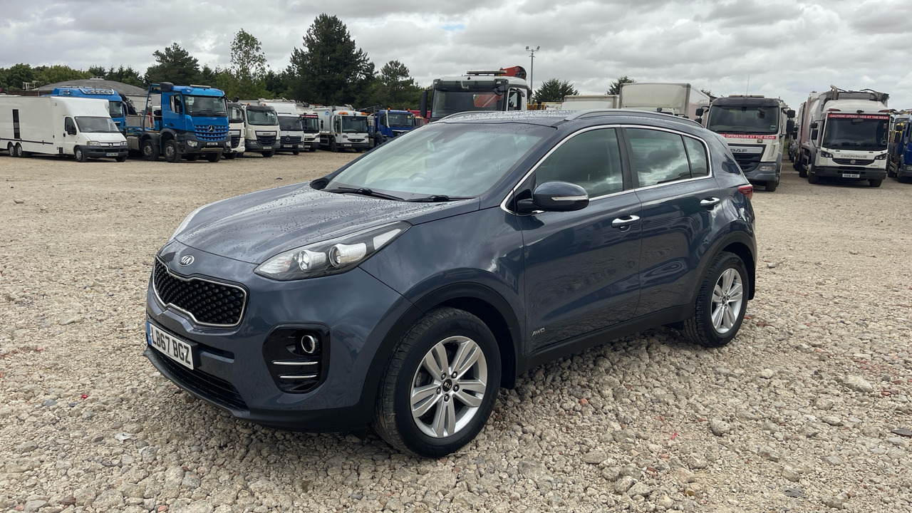KIA SPORTAGE 2.0 CRDI KX-2 - Легковой автомобиль: фото 2 KIA SPORTAGE 2.0 CRDI KX-2 - Легковой автомобиль: фото 2