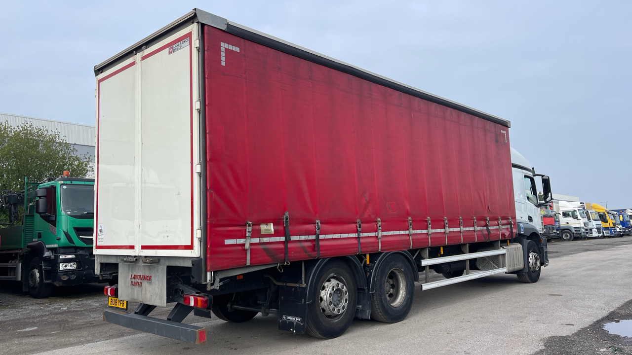 MERCEDES-BENZ ACTROS 2530 - Тентованный грузовик: фото 4 MERCEDES-BENZ ACTROS 2530 - Тентованный грузовик: фото 4