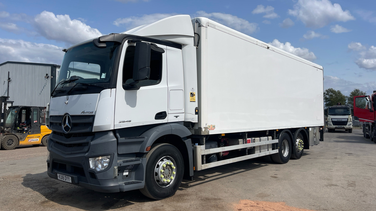 MERCEDES-BENZ ANTOS 2545 - Рефрижератор: фото 2 MERCEDES-BENZ ANTOS 2545 - Рефрижератор: фото 2