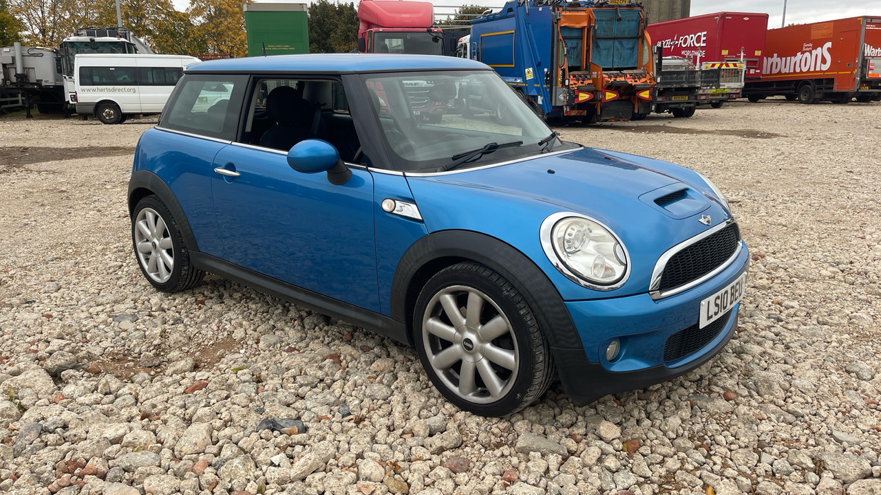MINI COOPER S 1.6 - Хэтчбек: фото 1 MINI COOPER S 1.6 - Хэтчбек: фото 1