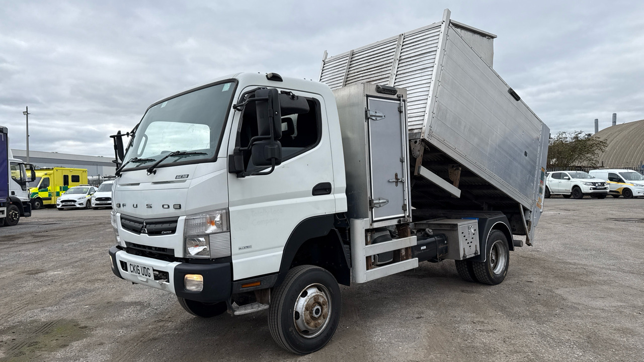 MITSUBISHI FUSO 6C18 - Самосвал: фото 2 MITSUBISHI FUSO 6C18 - Самосвал: фото 2