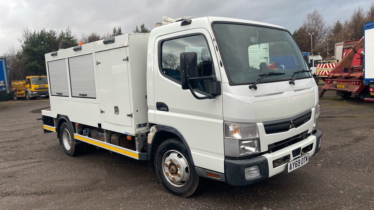 MITSUBISHI FUSO CANTER 7C18 34 - Ассенизатор: фото 1 MITSUBISHI FUSO CANTER 7C18 34 - Ассенизатор: фото 1