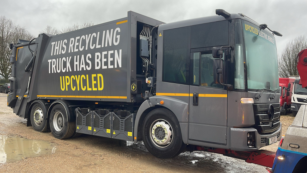 Mercedes-Benz Econic - Мусоровоз: фото 1 Mercedes-Benz Econic - Мусоровоз: фото 1