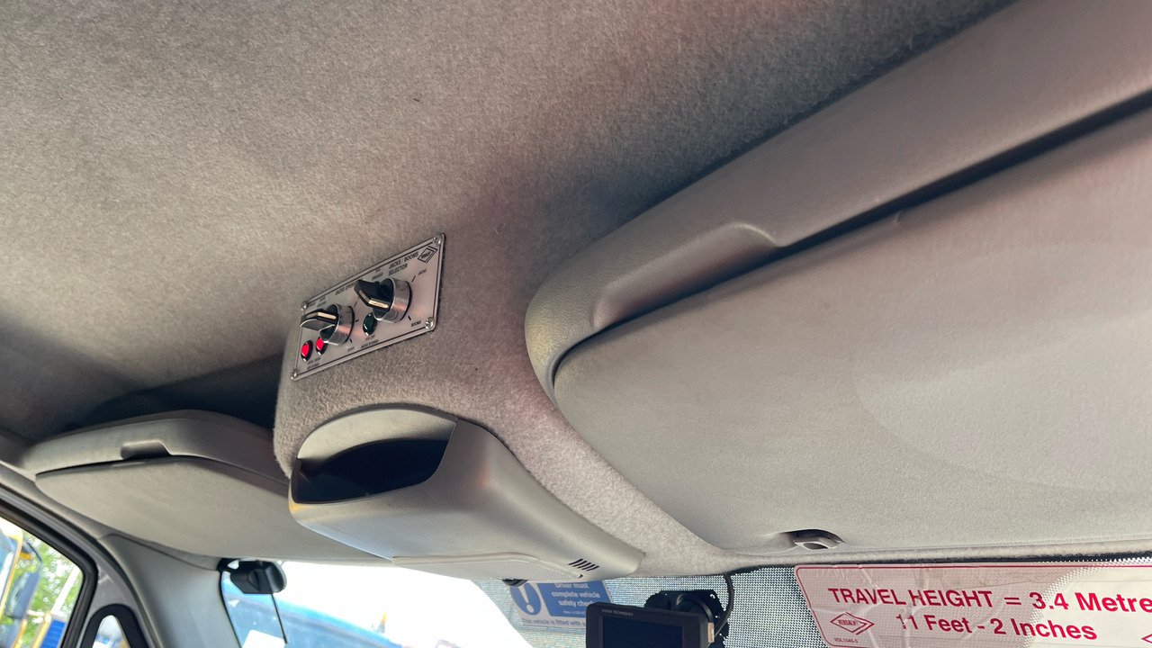 Грузовик с подъемником Mercedes-Benz Sprinter 513 CDI: фото 15